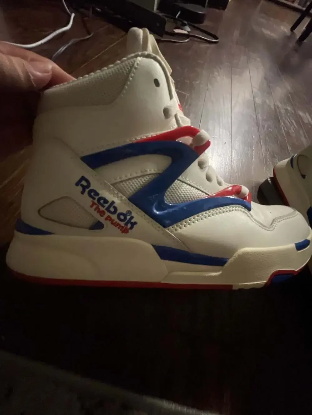 Reebok Pump Omni Zone II Basketball Shoes HR0035 White/Blue/Red